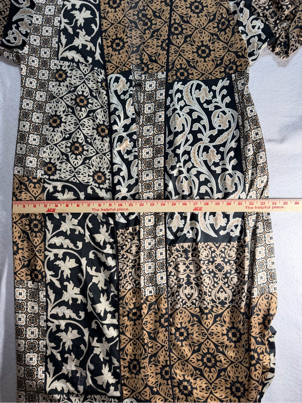 Natori Women’s Small Silky Satin Kimono Robe Paisley Floral Black Gold Belted - Picture 7 of 14